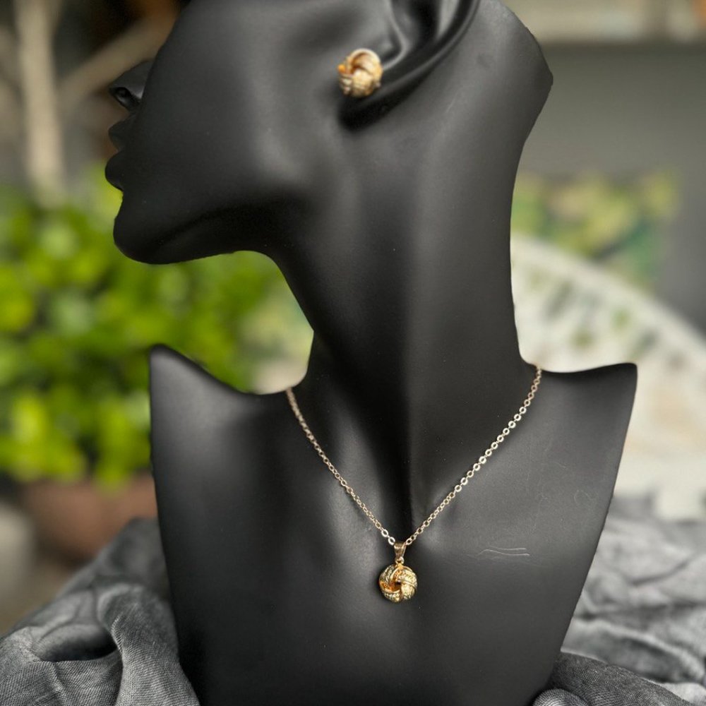 GOLD TWISTED KNOTS NECKLACE & EARRING SET - JEWELRY SET - KNOT SET